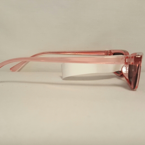 Kid's Fashion Sunglasses - Picture 2 of 4